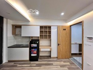 tôi bán toà căn hộ dịch vụ quan hoa, cầu giấy, 45m2 xây 6 tầng, thang bộ, 10 phòng khép kín, 11,3t
