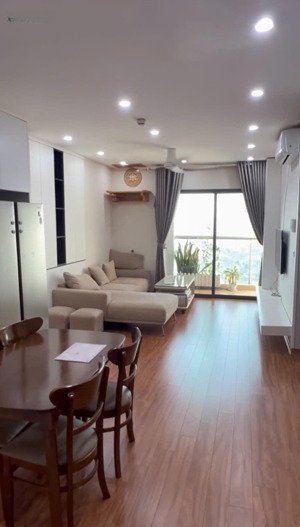 chính chủ bán căn 3pn the sun mễ trì 84.47m², tầng cao, full nội thất giá 8.1 tỷ