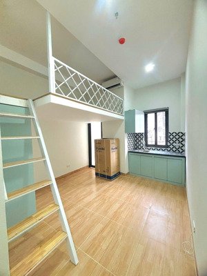 bán ccmn dòng tiền đỉnh 120tr/ tháng đê la thành đống đa,thang máy dt 72m 8t mt 3.5m giá 22 tỷ