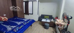 căn hộ ngõ xa la - ô tô sát nhà - gần ô tô tránh - 3 thoáng mát - 12 phòng- dòng tiền 40tr/ tháng