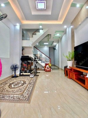 bán nhà 3 tầng ngô chí quốc bình chiểu 52m khu phân lô đường 5m giá 4.5 tỷ