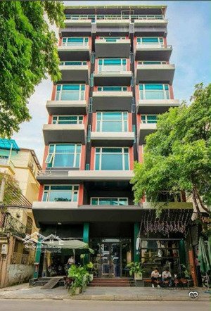 bán nhà mặt phố 145m2,tặng nhà 8 tầng,thang máy hàng hiếm tại cầu giấy, hn. ở và kinh doanh đỉnh.