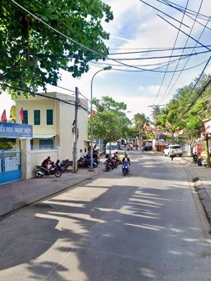 thuê nhà mãi cũng mệt, mỗi tháng trả tiền mà vẫn chưa có chốn riêng để gọi là nhà mình.