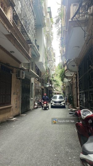 hoàng quốc việt 65m2 x5t. ô tô tránh. ngõ văn minh, dân trí cao. gần trường học. giá tốt 21.5 tỷ