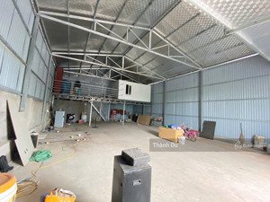 cho thuê kho xưởng - cự khối - long biên gần cầu vĩnh tuy 170m2 giá 14 triệu / tháng