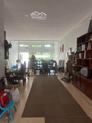 bán nhà mặt phố trích sài, vỉa hè to, view hồ tây, mặt tiền rộng, kinh doanh tấp nập, 85m2, 65 tỷ