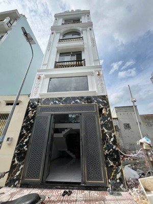 tìm chủ mới giá 7,3 tỷ_52m_1t1l3l_nội thất đẹp_hẻm rộng_shr_lh gặp phương xem nhà