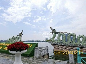 bán nhà gần 2 con rồng hồ tây - lô góc - full nội thất - sát ô tô tránh - để ở kết hợp kinh doanh.