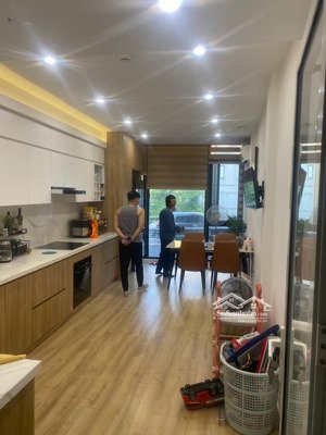 mặt phố kinh doanh, gara. nhà đẹp full nt, vỉa hè rộng, thang máy. dt 35m 5tmt 3.7m giá chào 26tỷ