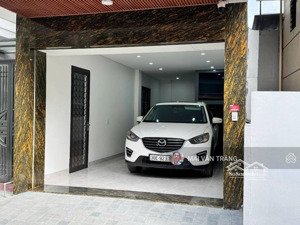 chỉ 10.5 tỷ! bán nhà 6 tầng mễ trì thượng từ liêm, mặt ngõ ô tô tránh, kinh doanh ngày đêm