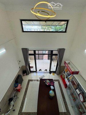 hẻm to nhà đẹp xuất sắc tại xóm chiếu, q4 52m2, giá 3tỷ680