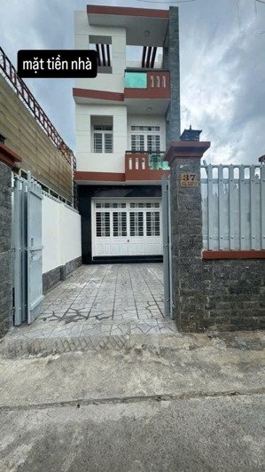 bán gấp nhà riêng tại tôn thất thuyết, q4, 72m2( 4,5 x16) , giá 3,3 tỷ đang còn hđ thuê 20 tr /thag