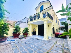 bán biệt thự mini sân vườn, dt 135m2, hẻm 1 sẹc, ngay phạm văn đồng, p.linh đông, giá nhỉnh 9 tỷ