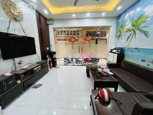 vị trí s.i.ê.u hót _ hai bà trưng phân lô 5 tầng thang máy _ lô góc 3 mặt thoáng _ 5 phòng ngủ.,