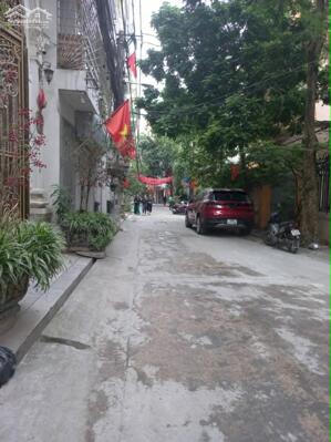 BÁN TOÀ NHÀ VĂN PHÒNG 8 TẦNG THANG MÁY, MẶT NGÕ Ô TÔ TO, RẤT GẦN PHỐ TÂN MAI – HOÀNG MAI.