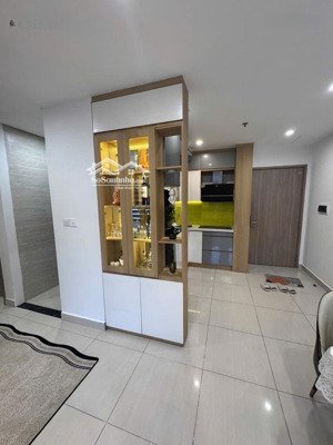 căn hộ 2 ngủ- 1wc- tầng trung view thoáng- tặng full nội thất cả đồ điện tử- xịn sò đẳng cấp