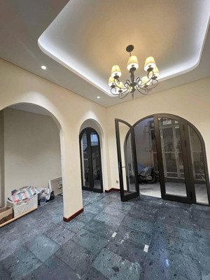 bán nhà riêng q. tây hồ, dt 60m2 x 6 tầng, full nội thất, ngõ thông, ô tô tránh, giá 18.5 tỷ