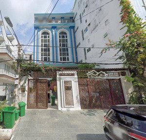 bán toà nhà kdc làng đại học, nhà bè (10x20) 1 hầm, 6 tầng. cách phú mỹ hưng 10p''