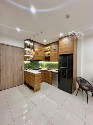 bán nhanh căn hộ smart city 1 ngủ + 1wc. giá chỉ nhỉnh 4 tỷ. sổ đẹp công chứng ngay