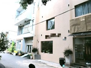 giảm chào 300tr. mặt tiền hxh, vừa ở vừa kinh doanh. ngay phạm văn đồng. 2 tầng. 3pn.wc. giá 8.5 tỷ