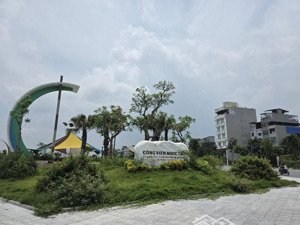 bán nhà phân lô ô tô tránh vỉa hè rộng gara thang máy nhà đẹp hiện đại ở + văn phòng, 