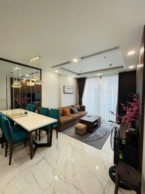 cho thuê sunshine sky city quận 7 . 2pn full nội thất đẹp hơn hình . giá siêu tốt : 15tr / tháng