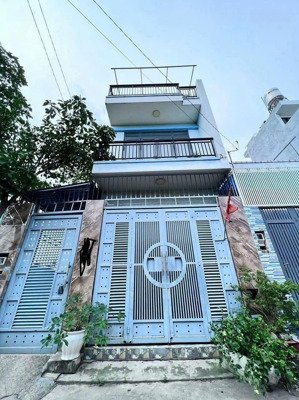 cần bán gấp giá tốt nhà phố 81m chỉ 7 tỷ 1 ,nhà 3 tầng trung tâm linh đông