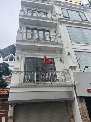 việt hưng 39m2, 6 tầng, giá 6 tỷ: dân xây, gần phố, hàng xóm vinhomes, gần trung tâm big c