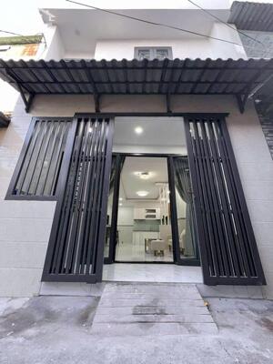 BÁN NHÀ RẺ NHẤT KHU VỰC QUẬN 9, DT 52M2 CHỈ 3,85 tỷ. LH:0352689300