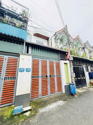 chính chủ cần bán trệt 1 lầu đã hoàn công. thiết kế đẹp.3pn,2wc. dĩ an. đông hoà.dt 58m. đường ô tô