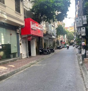 chính chủ bán nhà phân lô oto tránh tại trung kính lớn đường vành đai 2.5 diện tích 62m dân trí cao