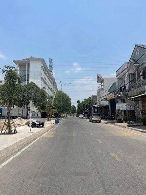 bán nhà mặt phố d9, 5,2 tỷ, 150m2, p an phú, q.thuận an, bình dương