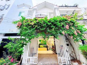 nhà xinh phố rộng đậu xe hơi trong nhà đường hoàng hoa thám,bình thạnh giá 2tỷ650triệu