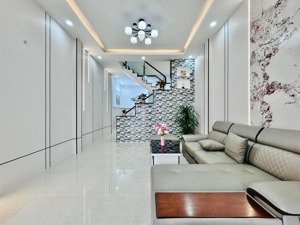 sang tên nhanh căn nguyễn văn nghi, gò vấp. giá: 3.2 tỷ/60m2.sổ riêng. lh 