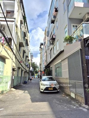 hẻm xe tải, phan văn trị, 80m², ngang 4.5m - 1 sẹc ngắn , 7 tỷ 99