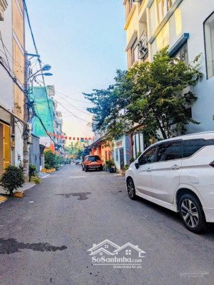 chinh chủ cần bán gấp lô đất 5 x 16m ở đường dương quảng hàm, p.05, q.gv, giá chỉ 9.5 tỷ