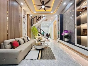 cực hot! phố thái hà, vf3 đỗ cổng, ngõ thông gần phố, lô góc 2 thoáng, 43m2 * 5t, nhỉnh 8 tỷ