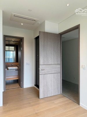 cần bán gấp căn hộ the opera thủ thiêm, góc 137m2 4pn - 3wc ntcb, giá chỉ 75 tỷ tl, lh: 