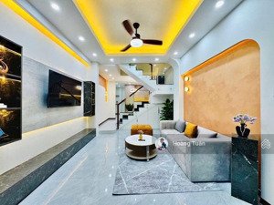 mỹ đình 7 tỷ công năng đỉnh 6 ngủ, gần phố 36m-5 tầng kiên cố -2 mặt thoáng-ngõ rộng sạch sẽ