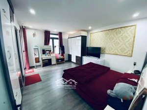 bán nhà hẻm ô tô. 84m2 . uyên . dọn vô ở ngay