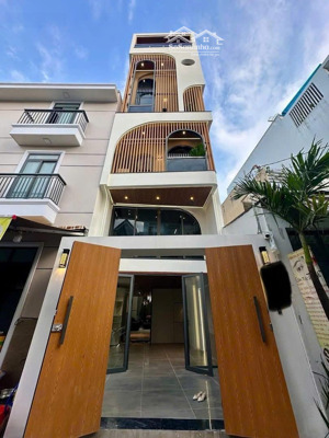 cô hoa cần tiền bán ngay nhà tại phú nhuận giá 3 tỷ 290 triệu. dt lớn 73.6m2, sổ-pháp lý chuẩn, hđt