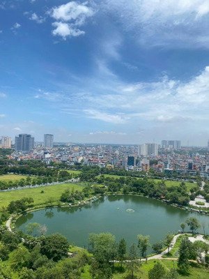 bán căn hộ hoa hậu view hồ dt:135m 4pn3vs - 2 slot - view hồ - căn góc - giá thoả thuận