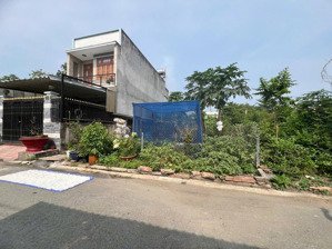 bán ngộp đất phú hữu q9 2 tỷ 80m2.shr.hợp đầu tư tích sản xây dựng cho thuê