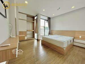 chdv full nội thất 2pn 2wc ban công cực thoáng ngay sân bay tân sơn nhất