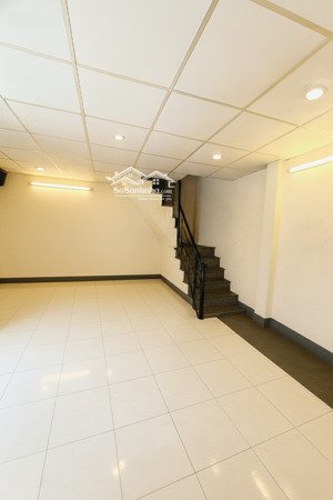 bình thạnh: ngay khu đường d p.25 cũ, hẻm xe tải, 3 tầng, hơn 6 tỷ