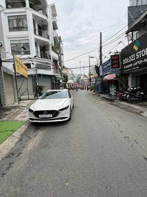 căn hộ dịch vụ 7 tầng bình thạnh, dòng tiền 40tr/th, có hầm, thang máy, chỉ 14.8 tỷ.