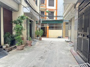 bán nhà mặt ngõ 217 phạm văn đồng.oto tránh kinh doanh sầm uất