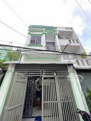 nhà đẹp ngay hiệp thành city quận 12 - hxh thông ngủ trong nhà - 3 tầng - chưa tới 5 đồng