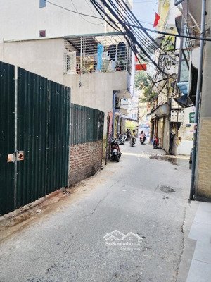 bán đất yên hoà, tt cầu giấy 52m2 x mt 4m nở hậu. 1 rẽ ra mặt phố. đã có gpxd.