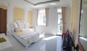 bán nhà ngay lê văn quới, bình tân, 88m2, 8x11m, 4 tầng, hẻm 6m, giá chỉ hơn 7tỷ